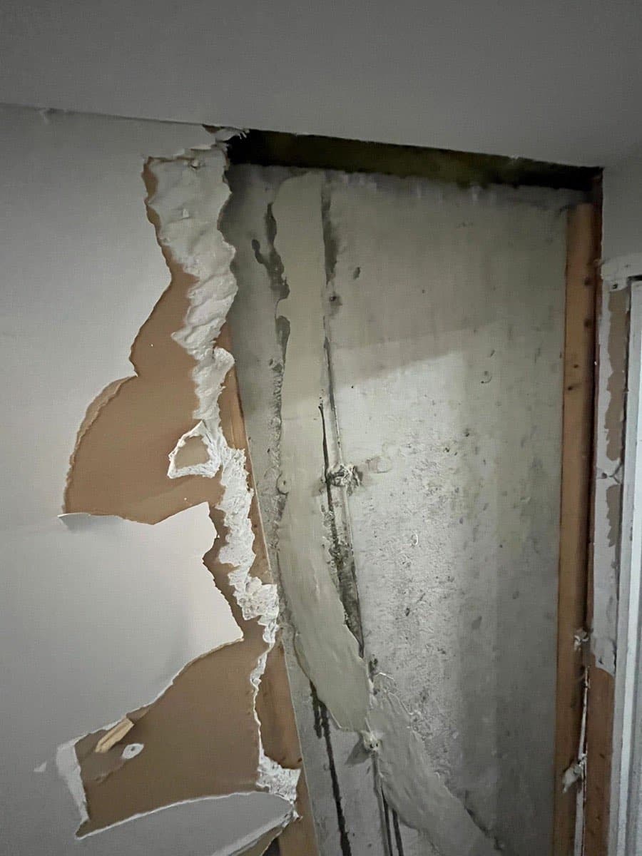 Foundation Cracks: When to Worry and When to Relax